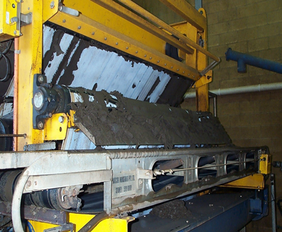 Belt filter press